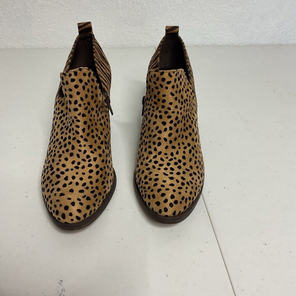 Leopard Print Women’s Pierre Dumas Ankle Boots Size 8 With Side Zipper